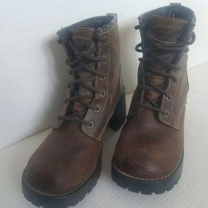 Vintage Sketchers Lug Sole Platform Boots